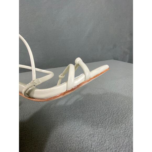 SONG OF STYLE Noelle Strappy Block Heels 3.5" in‎ Ivory Summer Knot Details - Picture 13 of 16